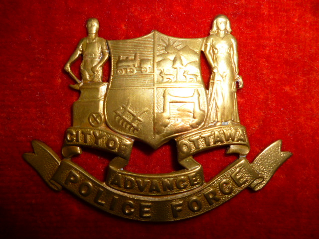 City of Ottawa Police Cap Badge, Gaunt Maker's tablet
